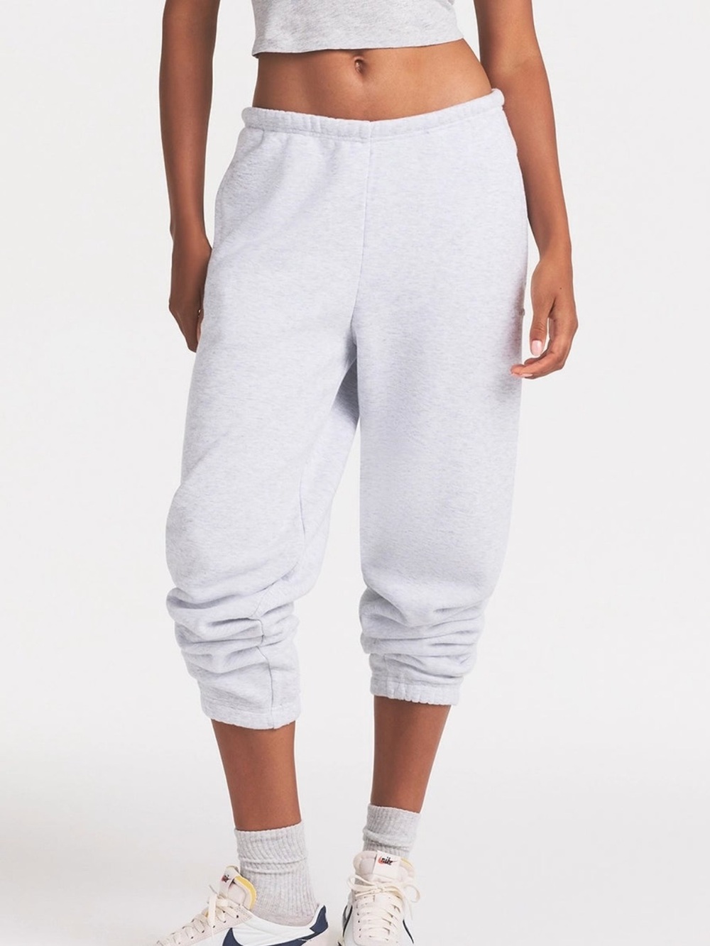 SKIMS Cotton Fleece Classic Joggers in Light Heather Grey